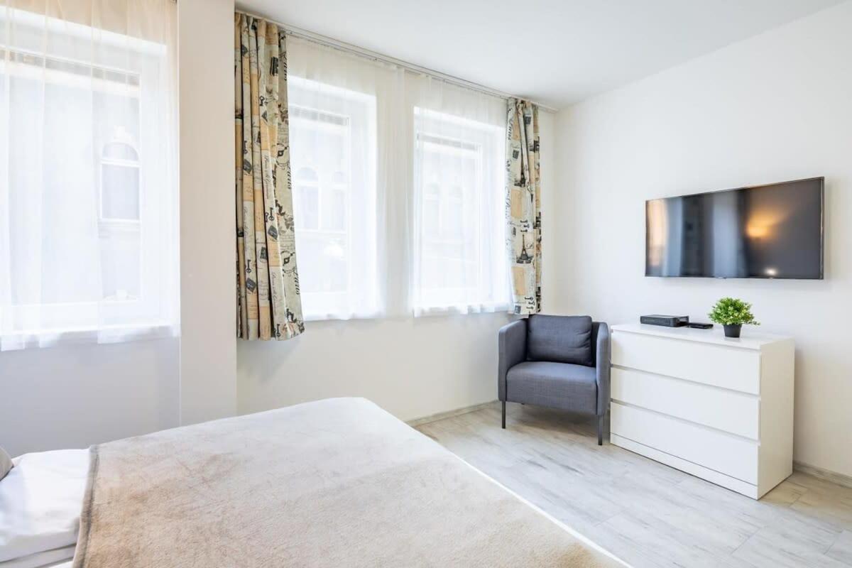 Convenient 2-Room Central Apartment Budapest Bagian luar foto